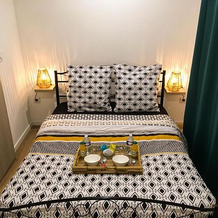Le Carré d'Or - Appartement Confort - Jardin privé Amiens Esterno foto